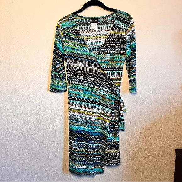 GIRLS XL(14-16) Wrap Dress - Picture 1 of 5